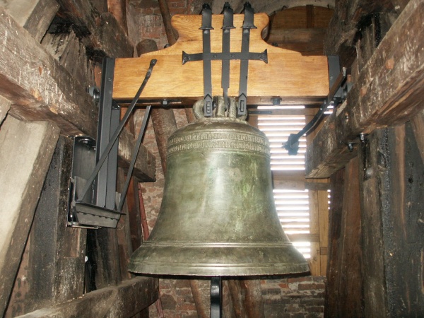 Nainstalovaný zvon