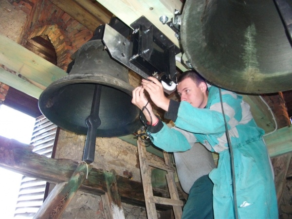 Instalace čidla BS-2 na zvon