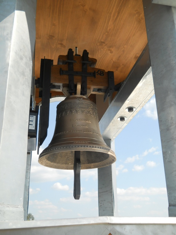 Zvon v kapličce domu